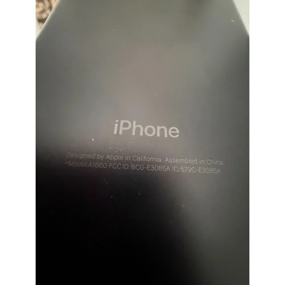 Apple iPhone 7 A1660 black smartphone